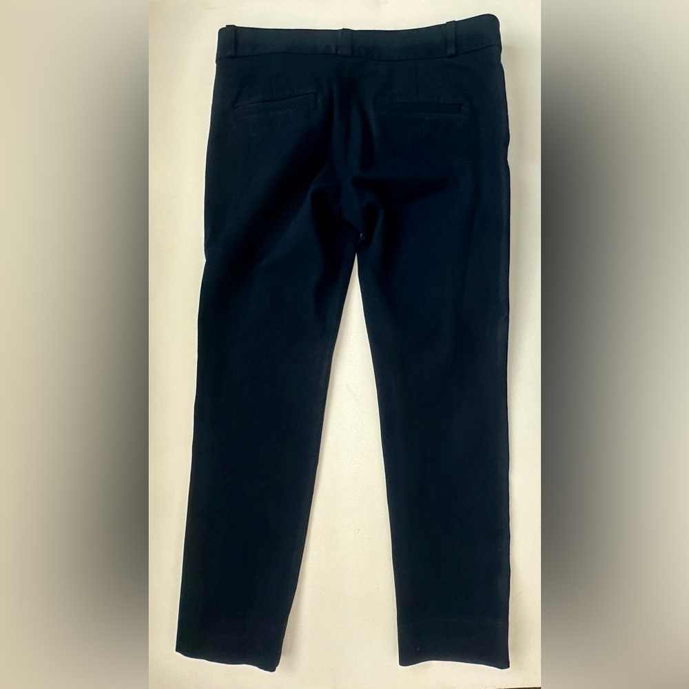 Banana Republic women’s "Sloan" fit, its skinny fit & stretch fabric.  Size 2P.